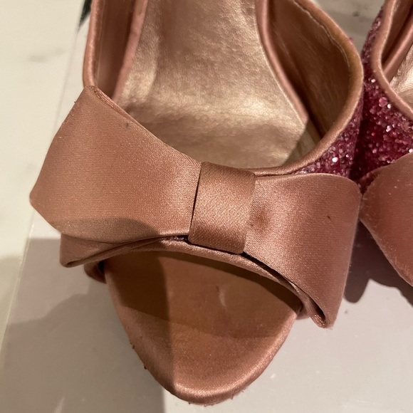 Nine West Pink sparkly peep toe heels with bow - Picture 15 of 16
